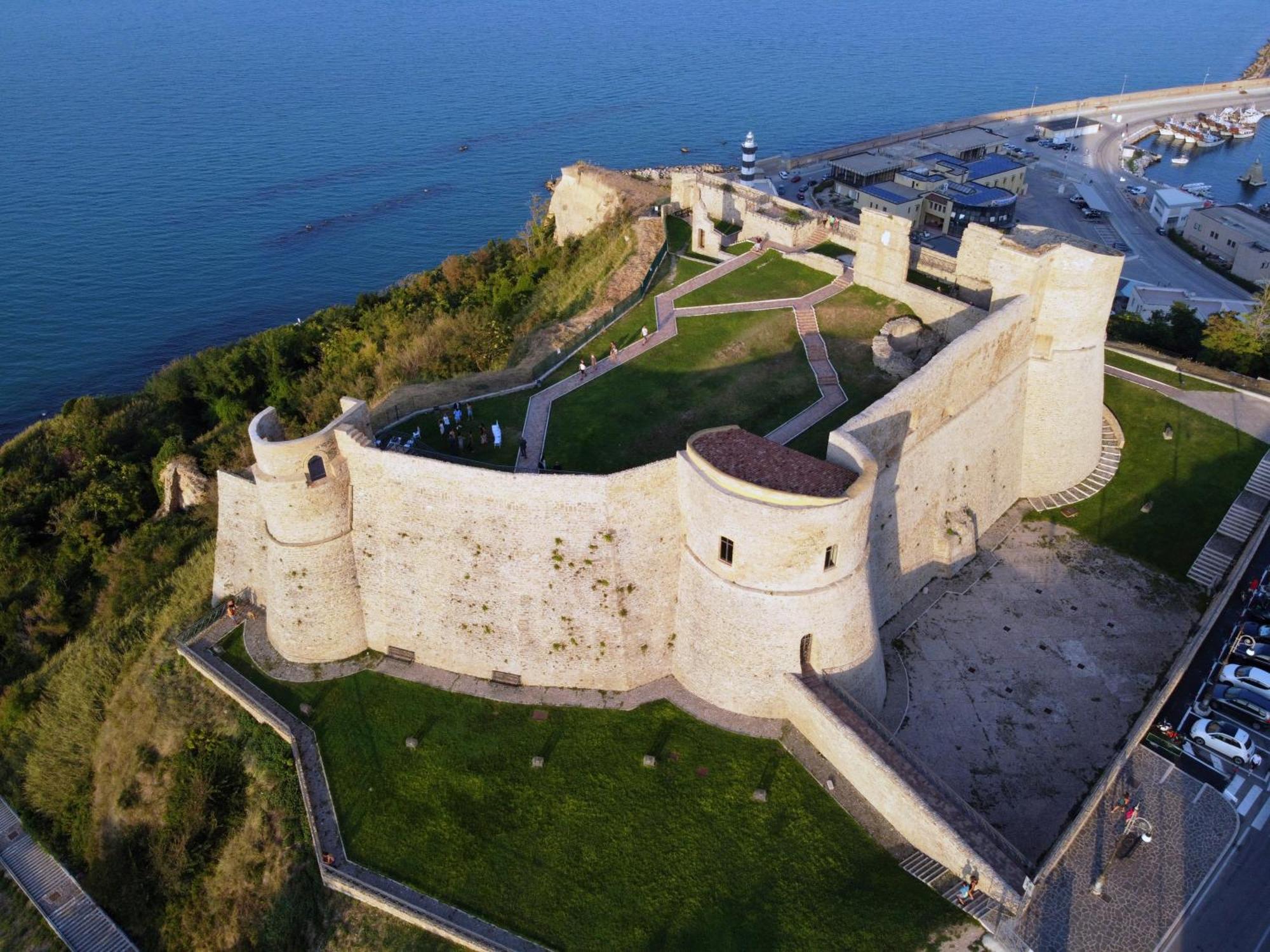 Casa Vacanze Angelo Villa Ortona Dış mekan fotoğraf